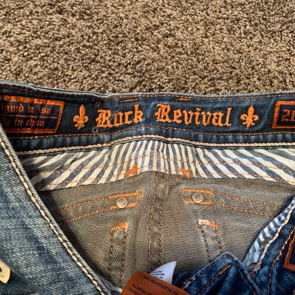 Rock Revival capri jeans - Picture 6 of 9